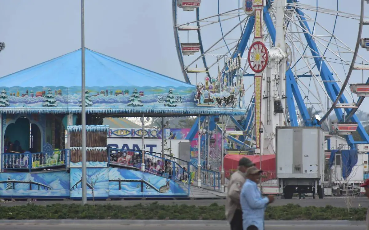 Preparativos para las Fiestas de Abril Tampico 2022 Alejandro del Ángel (1)